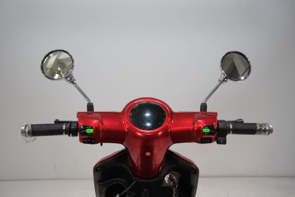 THE LUXURY 3 Wheel Electric Scooter - Image 3