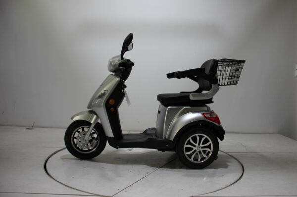 THE SHOPPER 3 Wheel Electric Scooter Blue - Image 12